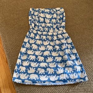 Lilly Pulitzer elephant cotton dress. Elastic at top of dress and at waist.